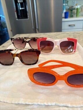 Women’s multiple Sunglasses - Fun UV Protection